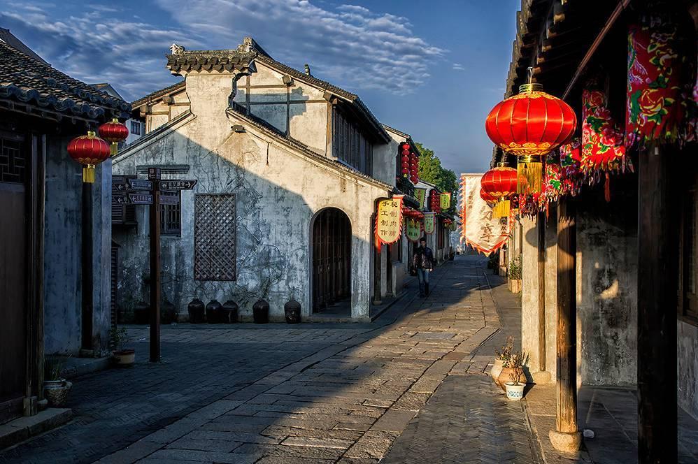 请问一个上司结婚了还问下属上班干活累不累啊？他这是什么意思呢？游戏画面
